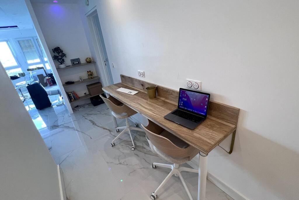 Nice Apartment With Amazing View Of Paris + Parking Esterno foto