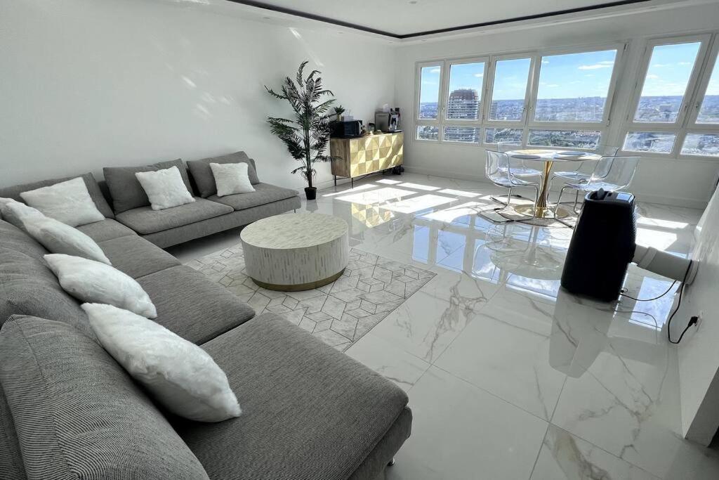 Nice Apartment With Amazing View Of Paris + Parking Esterno foto