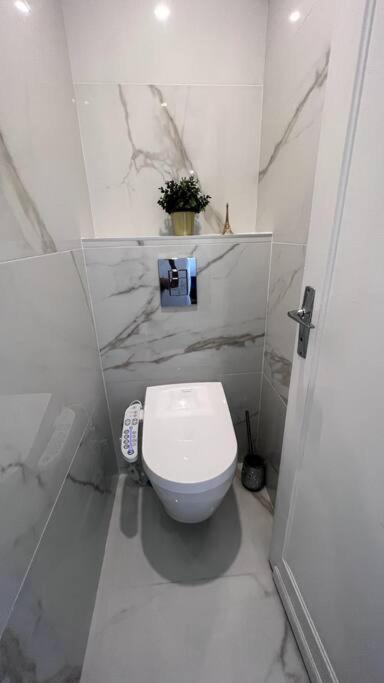 Nice Apartment With Amazing View Of Paris + Parking Esterno foto
