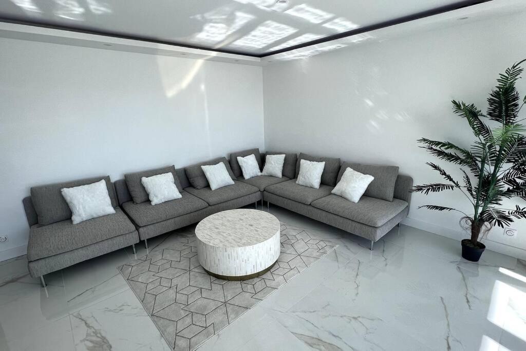 Nice Apartment With Amazing View Of Paris + Parking Esterno foto