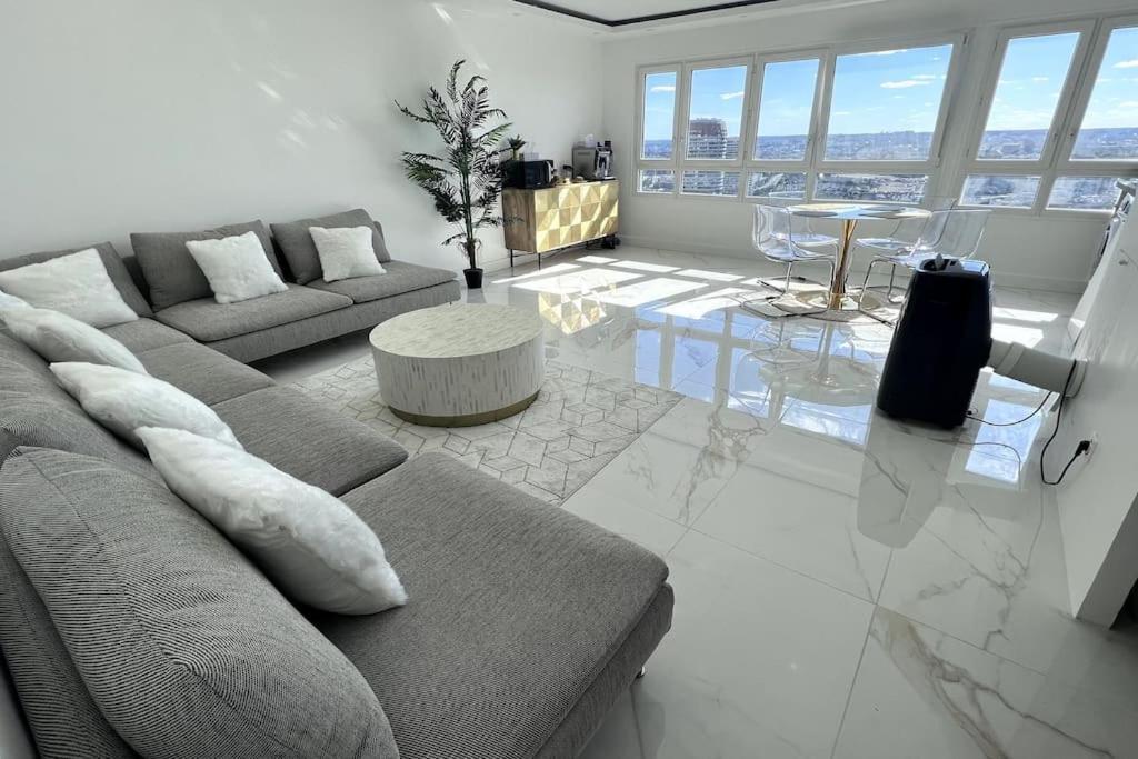 Nice Apartment With Amazing View Of Paris + Parking Esterno foto